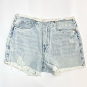 Blank NYC The Barrow Vintage High Rise Ripped Denim Cut Off Shorts Size 26 NWT